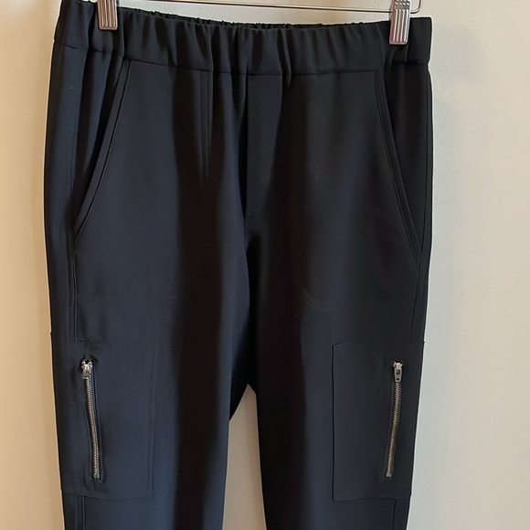 Gary Worth Black Pants Elastic Waistband Zipper Pockets Size 4 Boutique Brand - Picture 2 of 9